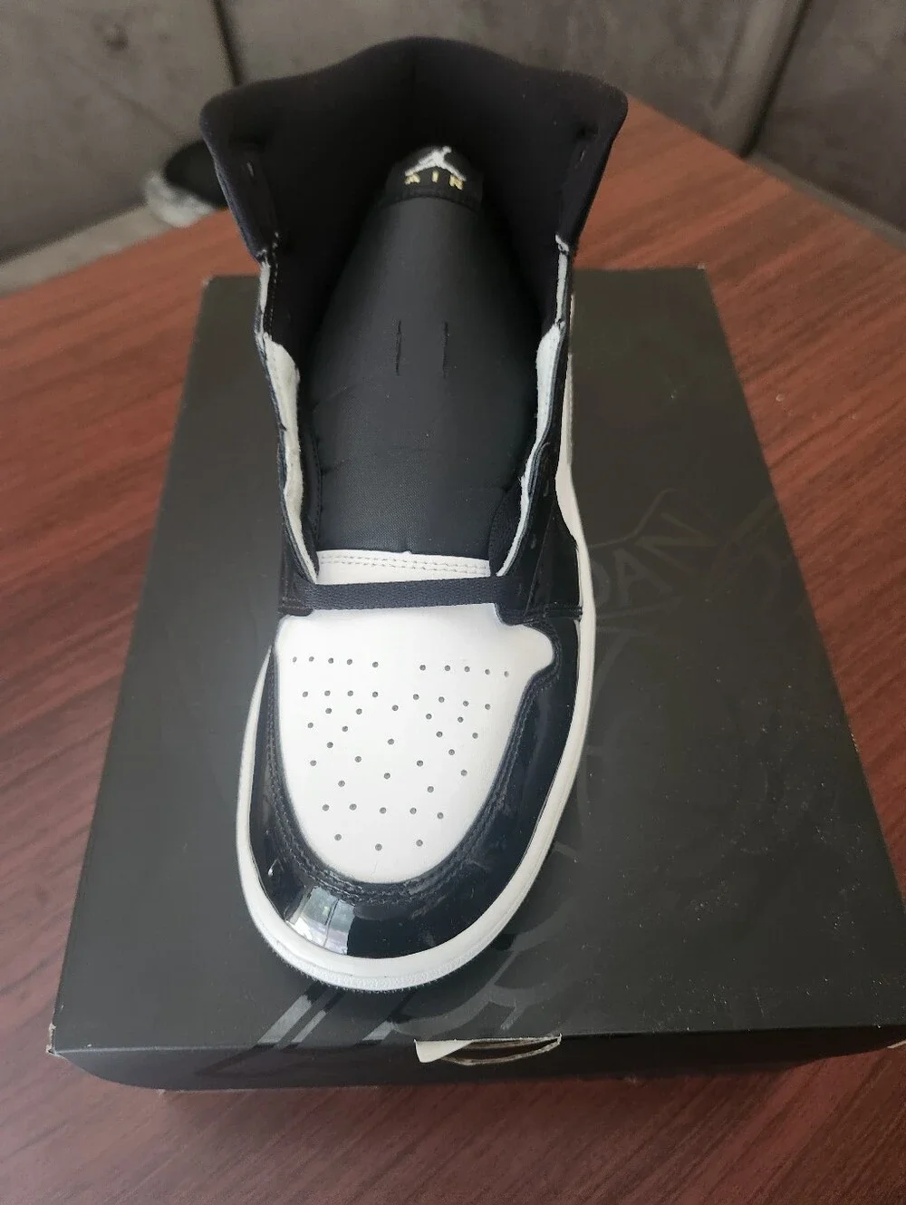 Nike Air Jordan 1 Mid SE